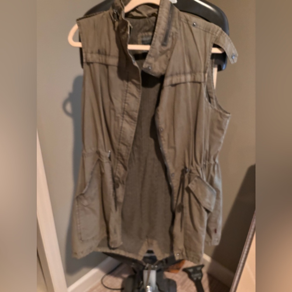 Levi’s vest